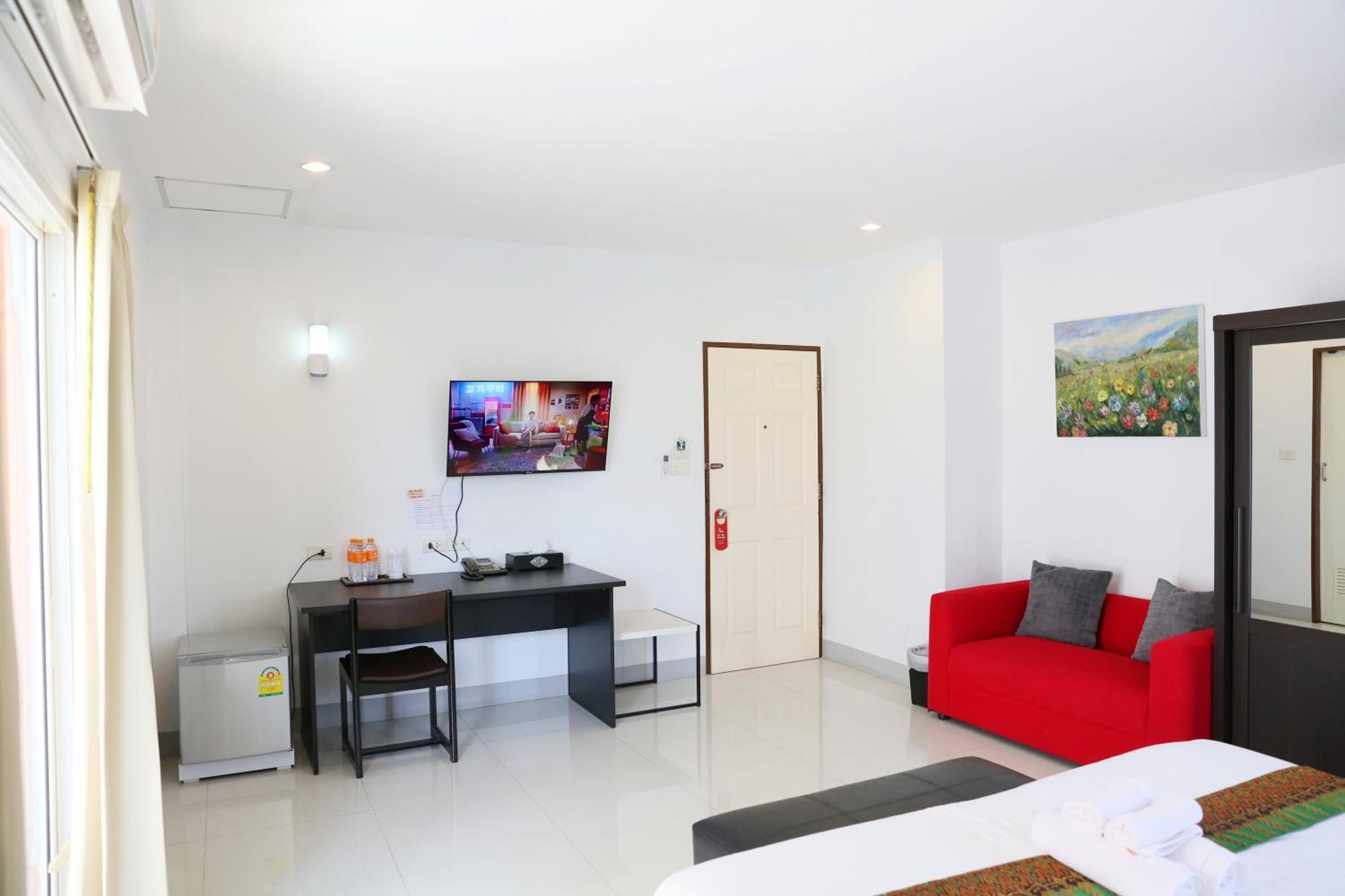 La Viva Hotel Buriram Exteriör bild
